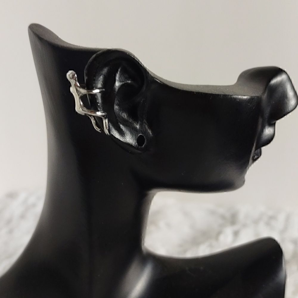 Silver Hold On Ear Cuff
